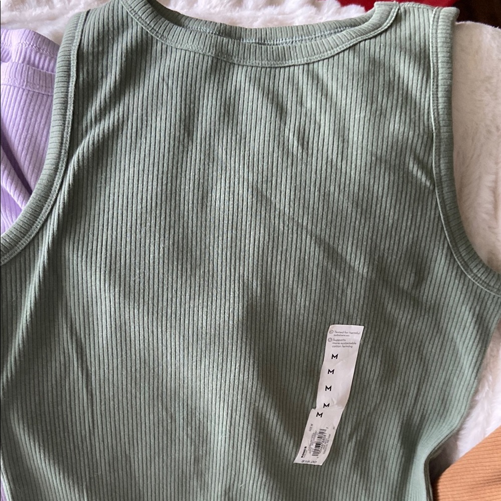 Nine West Asymmetrical Sleeveless Tank Tops, 4 ribbed tops. New - Picture 4 of 9
